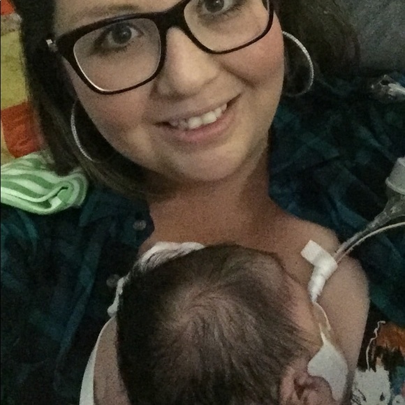 Meet your Posher, Mari - Picture 4 of 4